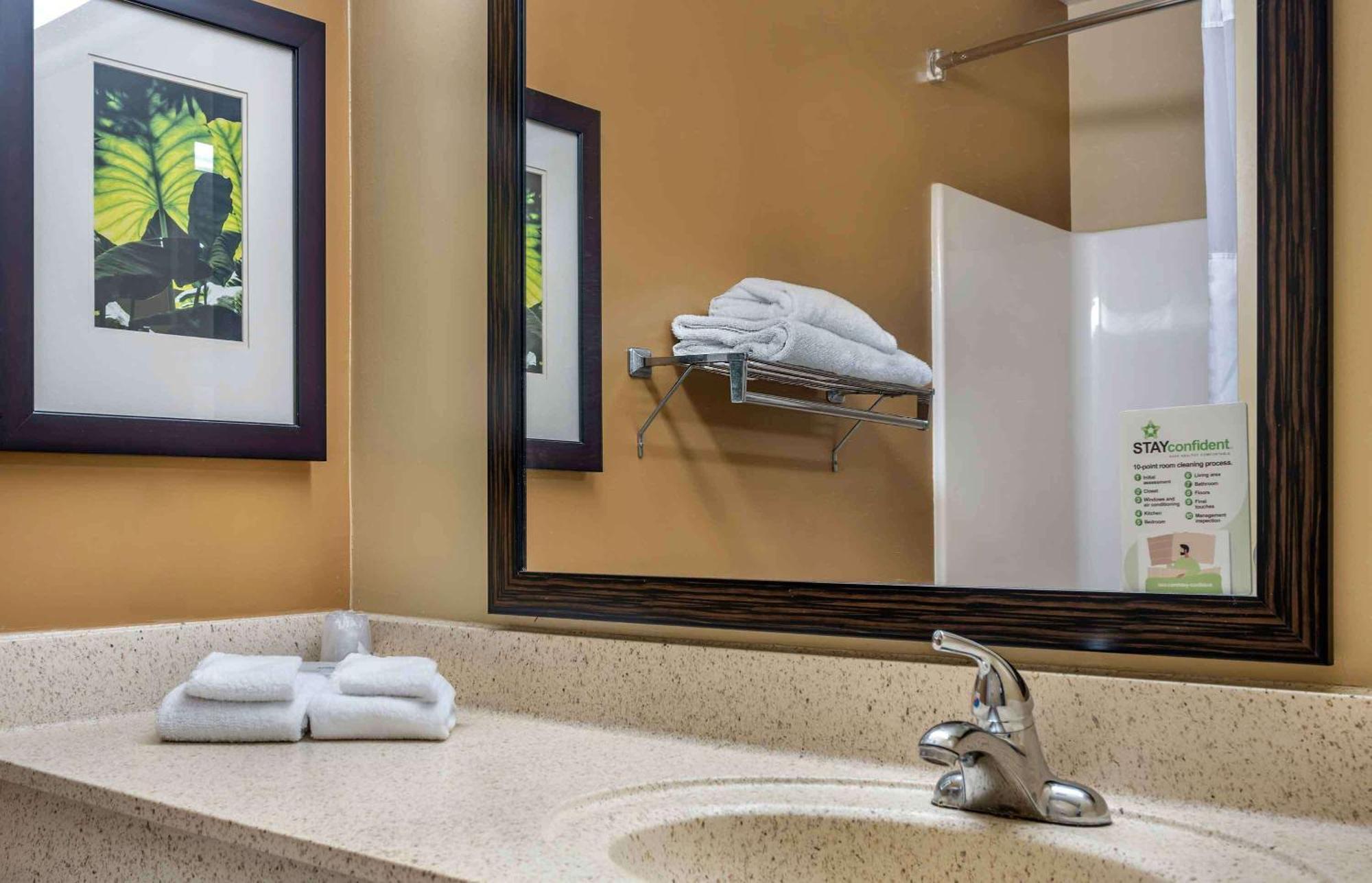 Extended Stay America Suites - Detroit - Canton Εξωτερικό φωτογραφία